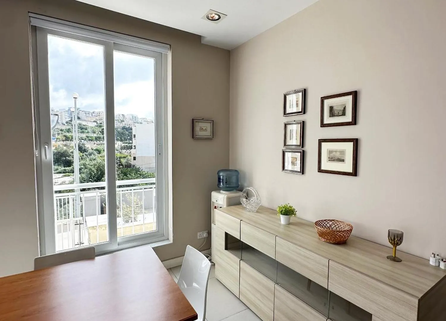 Sea View Apartment With Jacuzzi In Paceville! Saint Julian's Malta
